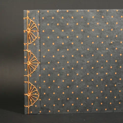 détail de reliure japonaise.
