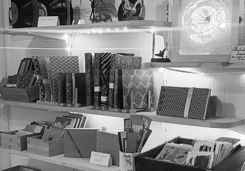 stand flavie andré de carnet d'illustration et light box chez atelier kalayaan
